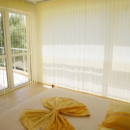 серена - Serena - Zone Apartment Balchik