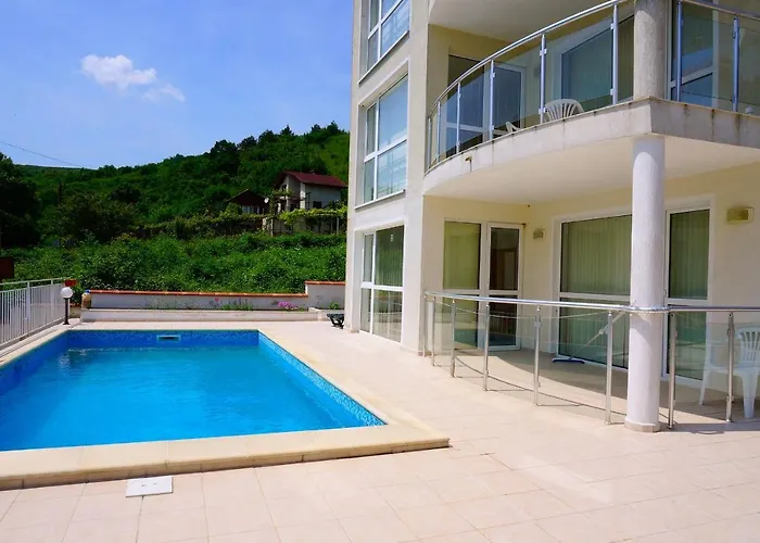 серена - Serena - Zone Балчик